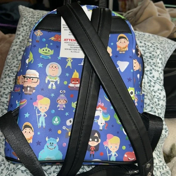NWT Loungefly Disney Backpack - Picture 5 of 8